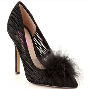 Betsey Johnson Feather Heels 👠